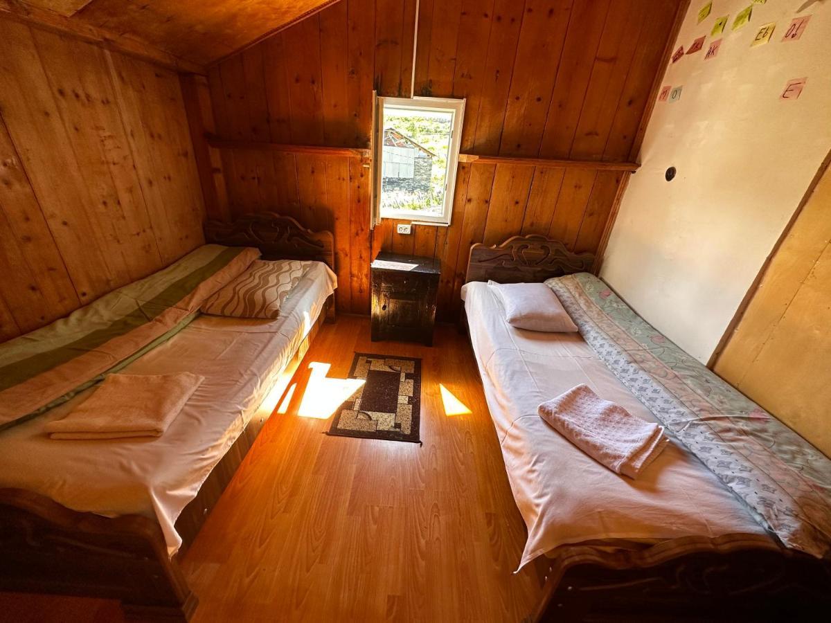 Guesthouse Angelina Ushguli Εξωτερικό φωτογραφία